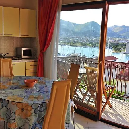 Stunning View With Balcony Trogir