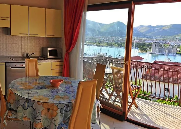 Stunning View With Balcony Trogir