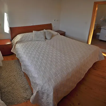 Stunning View With Balcony 트로기르